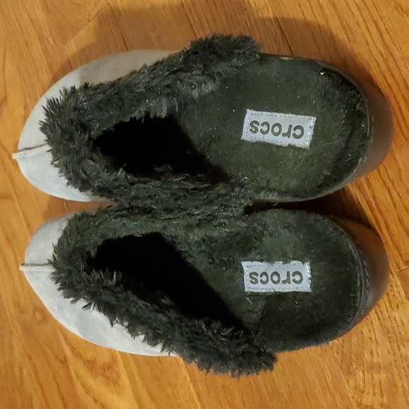 Crocs Cobbler Suede Clogs Sz 10 - Picture 4 of 8